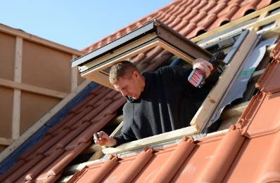 Pose de fenêtres de toit Velux à Péchaudier